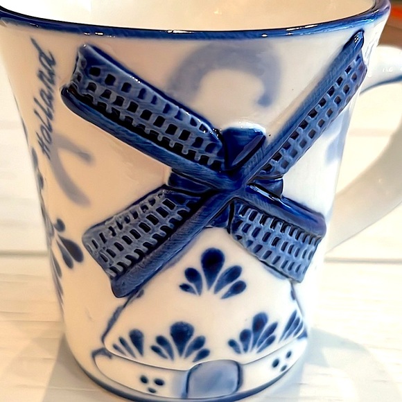 Delft Porcelain Windmill Mug - Picture 3 of 13